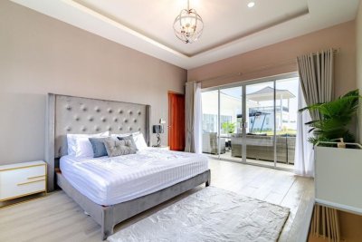 Luxury new pool villa 5 bed 5 bath FREEHOLD soi 112 up Hua Hin Ready to move in