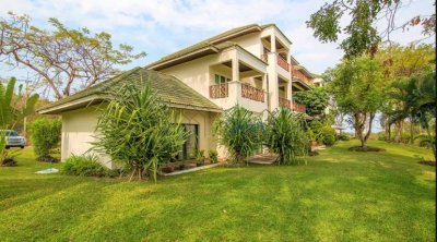 Palm Hills 3 bed 3 bath 262 sq.m apartment Hua Hin