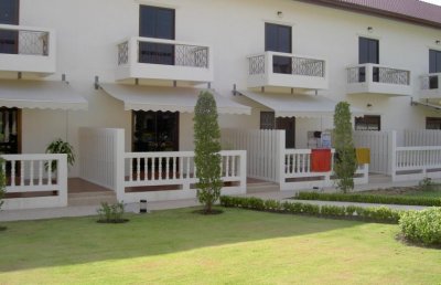 Thailandresort Hua Hin townhouse near the Swedish school
