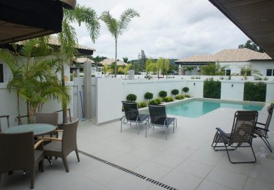 Orchid Paradise Homes OPV213 pool villa near city Hua Hin