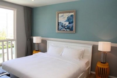 Fully Furnished Golf and Sea View Apartment Near Hua Hin Town