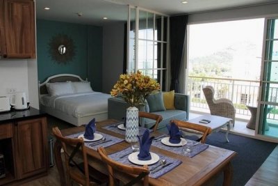 Fully Furnished Golf and Sea View Apartment Near Hua Hin Town