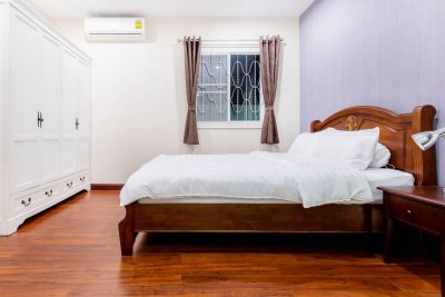 Pool villa 3 bed 3 bath in city soi 102 Hua Hin