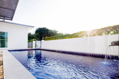 Pool villa 3 bed 3 bath in city soi 102 Hua Hin