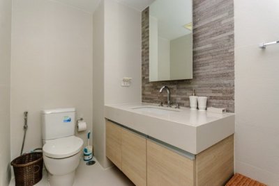 Luxury 2 bedroom apartment near the beach with views of the mountains, 6 km south of Hua Hin