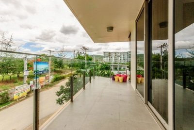 Luxury 2 bedroom apartment near the beach with views of the mountains, 6 km south of Hua Hin