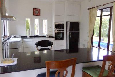 Big pool villa 4 bedroom 320 sqm khao Tao Hua Hin
