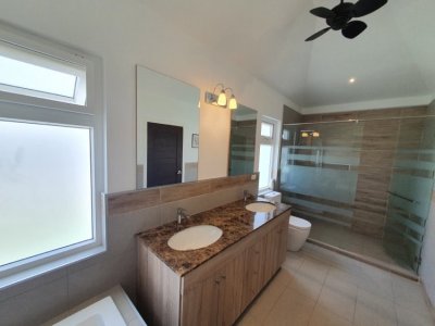Mali luxury new pool villa in soi 112