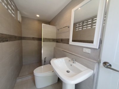 Mali luxury new pool villa in soi 112