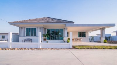 Beautiful villa brand new in Thap Tai Hua Hin