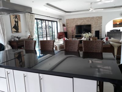 Palm hills golf club apartment 3 bed 3 bath 262 sqm Hua Hin