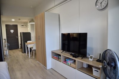 Blue Wave Hua Hin Apartment at Khao Takiab Beach