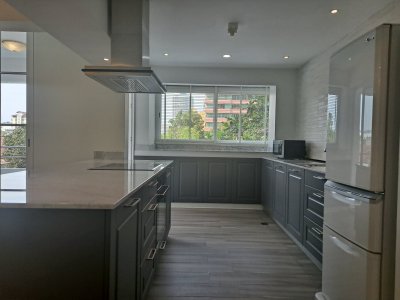 Royal Princess condominium 4 bedroom on the beach Hua Hin