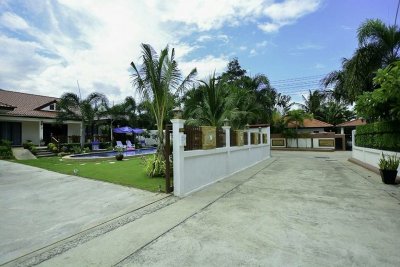 Pool villa soi 114 near Swedish school Hua Hin