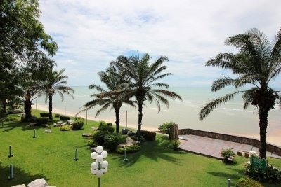 Beautiful private apartment 2 bedroom beachfront between Hua Hin, Cha-Am
