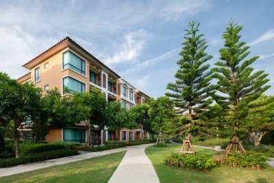 Luxury Condominium Resort-Style in Hua Hin