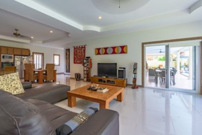 Luxury Condominium Resort-Style in Hua Hin