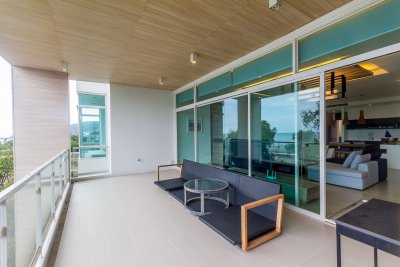 4 bedroom penthouse for sale at the Wanwale project Hua Hin