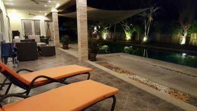 Large pool villa 250 sqm soi 88 in Hua Hin