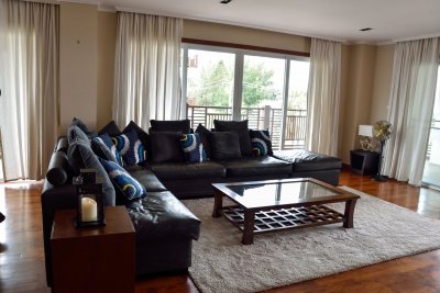 Springfield 2 Bedroom Luxury Beachfront condo Chaam- Huahin