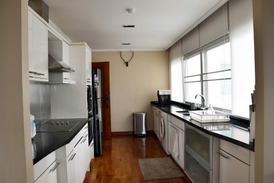 Springfield 2 Bedroom Luxury Beachfront condo Chaam- Huahin