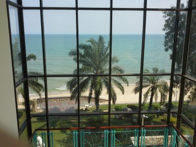 Cha-Am Grand Condotel 1 bed 57 sq m on the beach