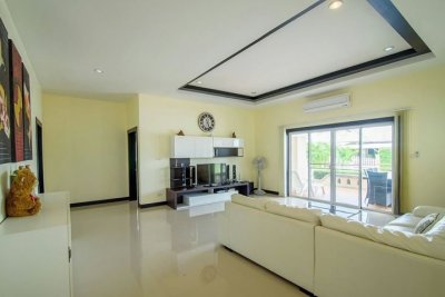 Pool villa soi 112 near city Hua Hin