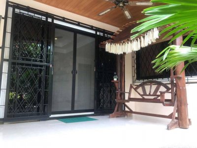 Luxury pool villa south Hua Hin 299 sqm