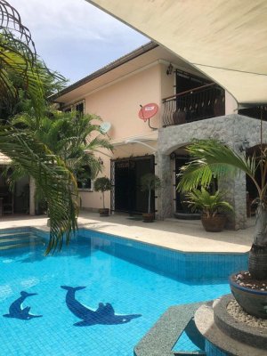 Luxury Large pool villa 299 sqm south of Hua Hin