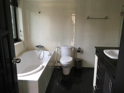 Luxury Large pool villa 299 sqm south of Hua Hin