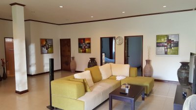 Nice villa with wonderful pool area on soi 94/102 in Hua Hin