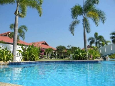 Nice villa with wonderful pool area on soi 94/102 in Hua Hin