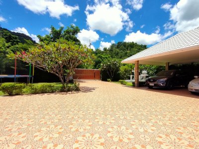 LUXURY PALM HILLS GOLF LAKEFRONT HOME HUA HIN