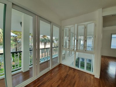 Beautiful Beachfront pool Villa
Takiab Beach Hua Hin