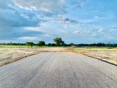 Great location, beautiful land, Hua Hin soi 112 near Sam Pan Nam