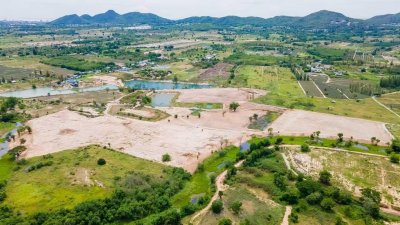 Great location, beautiful land, Hua Hin soi 112 near Sam Pan Nam