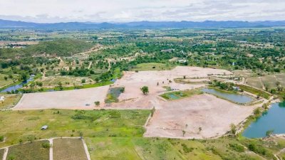 Great location, beautiful land, Hua Hin soi 112 near Sam Pan Nam