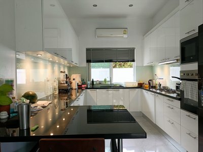 Luxury 5 Bed Pool Villa Near Palm Hills Golf Course Villa Property Hua Hin