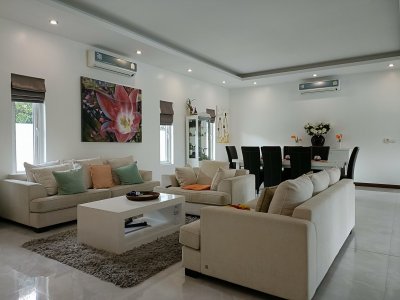 Luxury 5 Bed Pool Villa Near Palm Hills Golf Course Villa Property Hua Hin