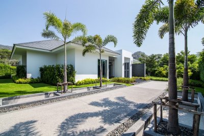 Luxury Pool Villa 31,000,000 Baht🔥Black Mountain Hua Hin