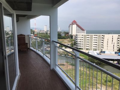 Jamjuree condominium Takiab Beach Hua Hin
