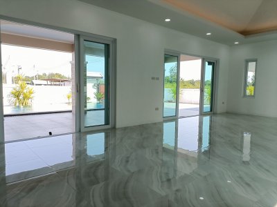 Luxury brand new pool villa Hin soi 126 Hua Hin