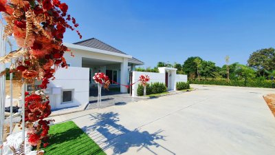 Smart Hamlet Hua Hin Luxury brand new pool villa Hin Lek Fai