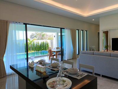 Luxury brand new pool soi 70 near city Hua Hin