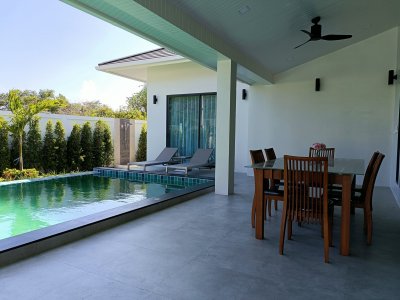 Luxury brand new pool soi 70 near city Hua Hin