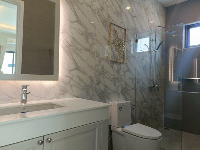 Luxury brand new pool soi 70 near city Hua Hin