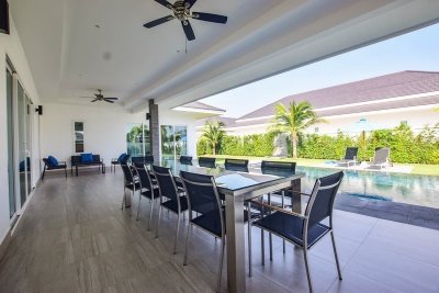 Luxury at its best brand new pool villa near Black Mountain
Hua Hin