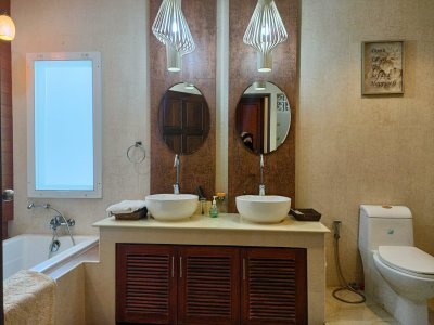 Luxury big pool villa in Palm Hills golf resort Hua Hin