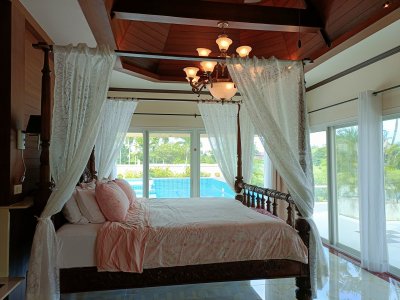 Luxury big pool villa in Palm Hills golf resort Hua Hin