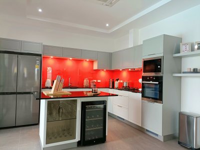 Brand New
Luxury Pool Villa soi 112 🔥 Start price 8,28 M Baht @ Hua Hin, 🇹🇭